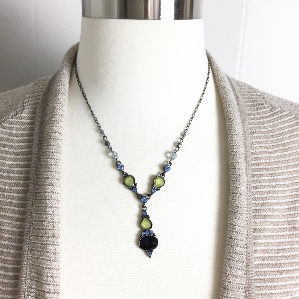 Black Stone Necklace Green Blue Adjustable 15$